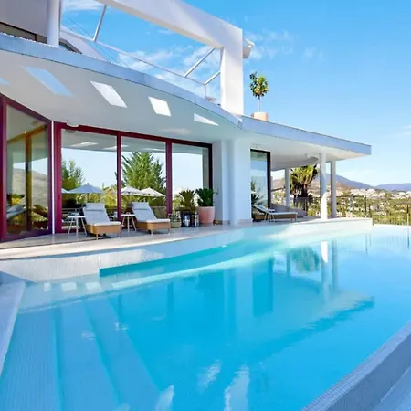 Villa Justina In Marbella *